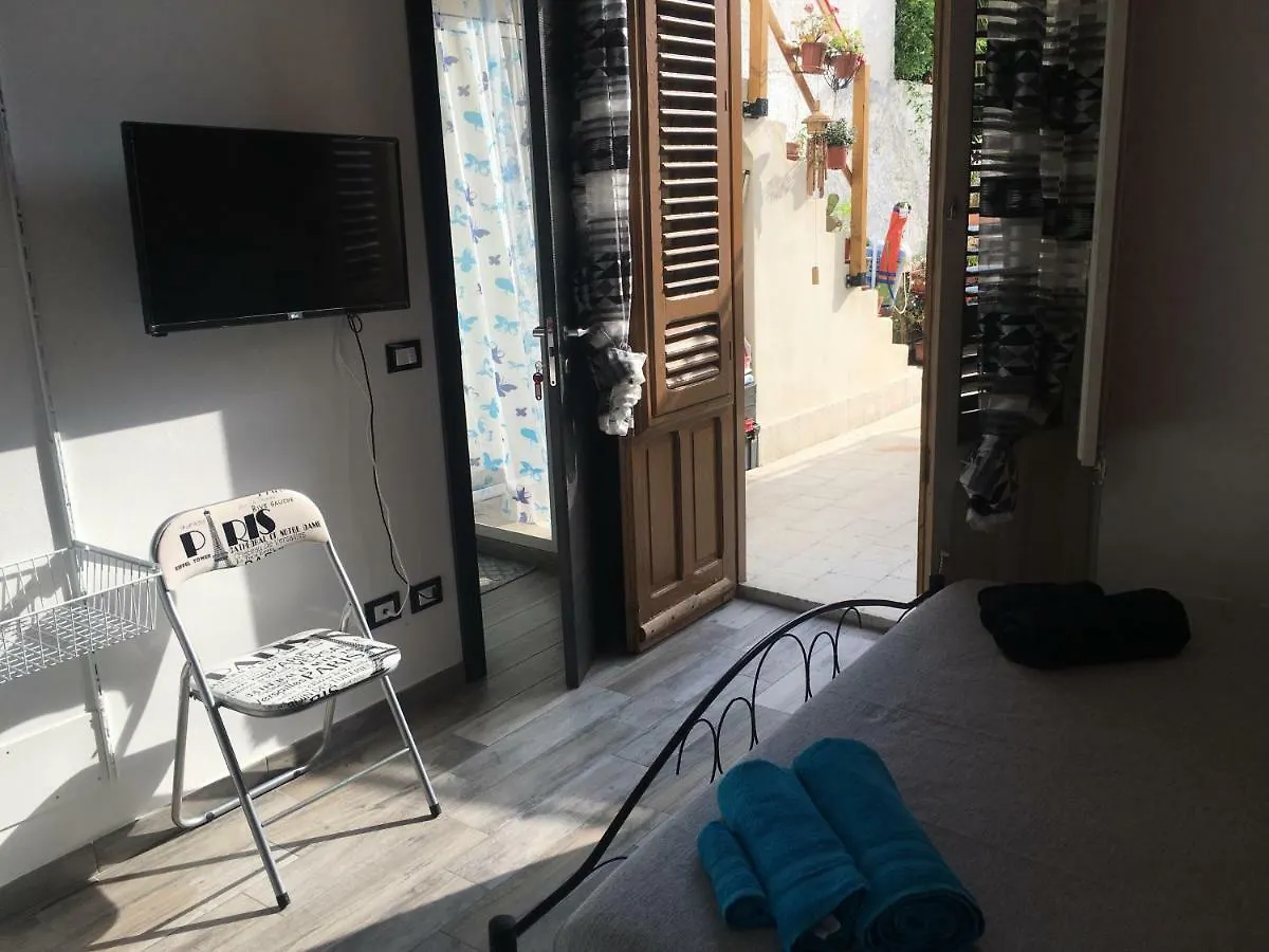 Homestay Casa Escape Apartment Terrasini