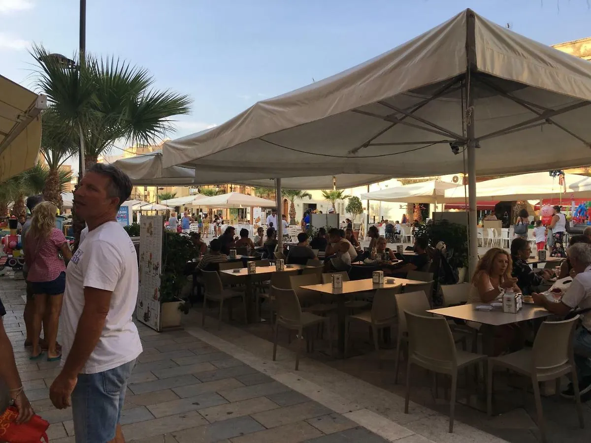 Casa Escape Apartment Terrasini Homestay